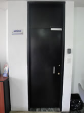 PUERTA BLINDADA 001