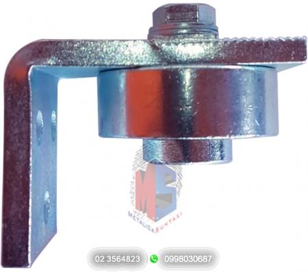 ACCESORIOS:  >PIVOTE SUPERIOR CON BASE EN FORMA DE L