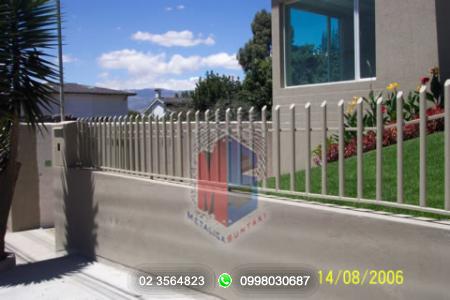 Catalogo puertas: Cerramientos:  >C002